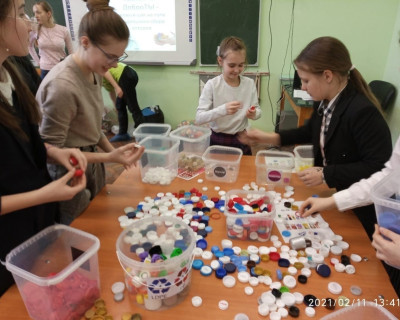 В феврале кураторы проекта Крышечки ДоброТЫ провели заключительные турниры по сортировке крышечек в школах Петербурга pic 6