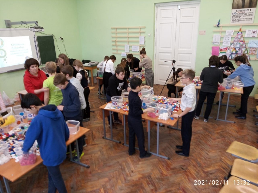 В феврале кураторы проекта Крышечки ДоброТЫ провели заключительные турниры по сортировке крышечек в школах Петербурга pic 3
