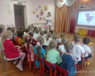 Наши экоспикеры открывают дошкольникам новый взгляд на привычные отходы, которые образуются в повседневной жизни. pic 7