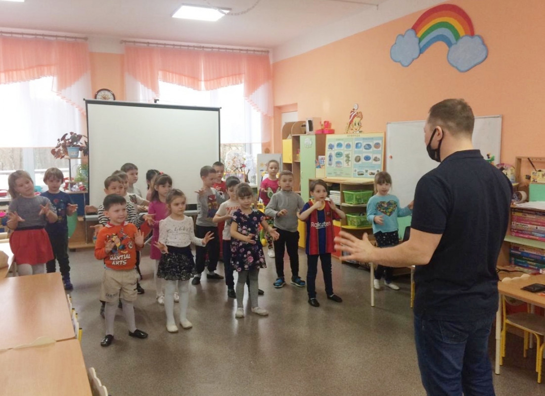 В феврале 2021 экоспикеры «Мусора.Больше.Нет» побывали с экозанятиями в следующих детских садах: pic 8