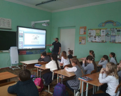 Экоспикеры «Мусора.Больше.Нет» провели в феврале рекордное количество экоуроков — 32! pic 3